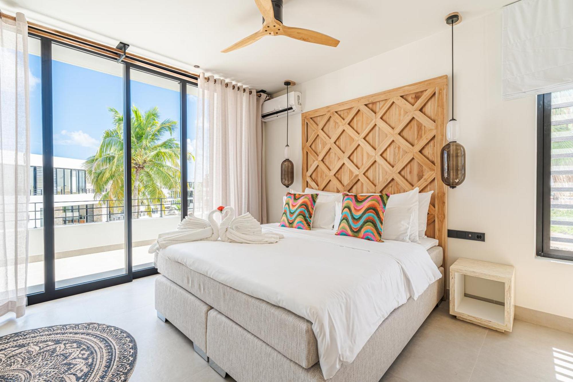 Van Der Valk Plaza Beach & Dive Resort Bonaire Kralendijk  Bagian luar foto