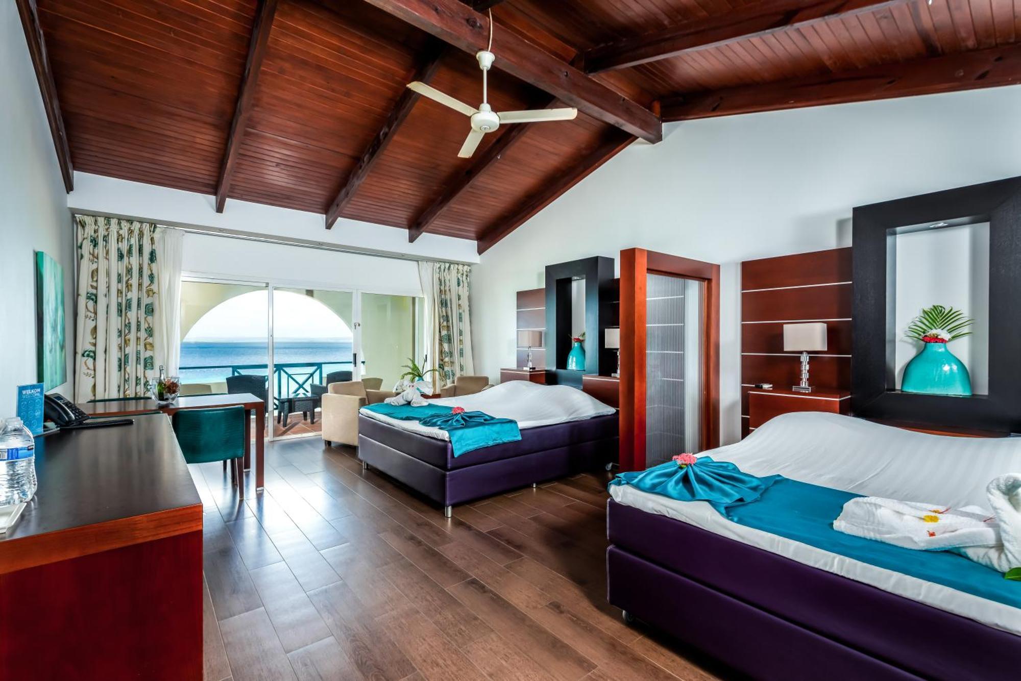 Van Der Valk Plaza Beach & Dive Resort Bonaire Kralendijk  Ruang foto